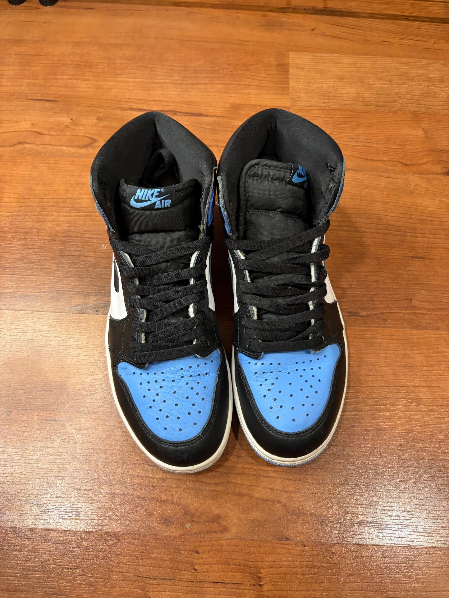Jordan Retro 1 UNC Toe (Size 8.5 Mens)