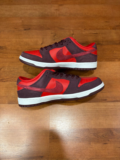 Nike Dunk Low SB Cherry (Brand New - 10.5M)