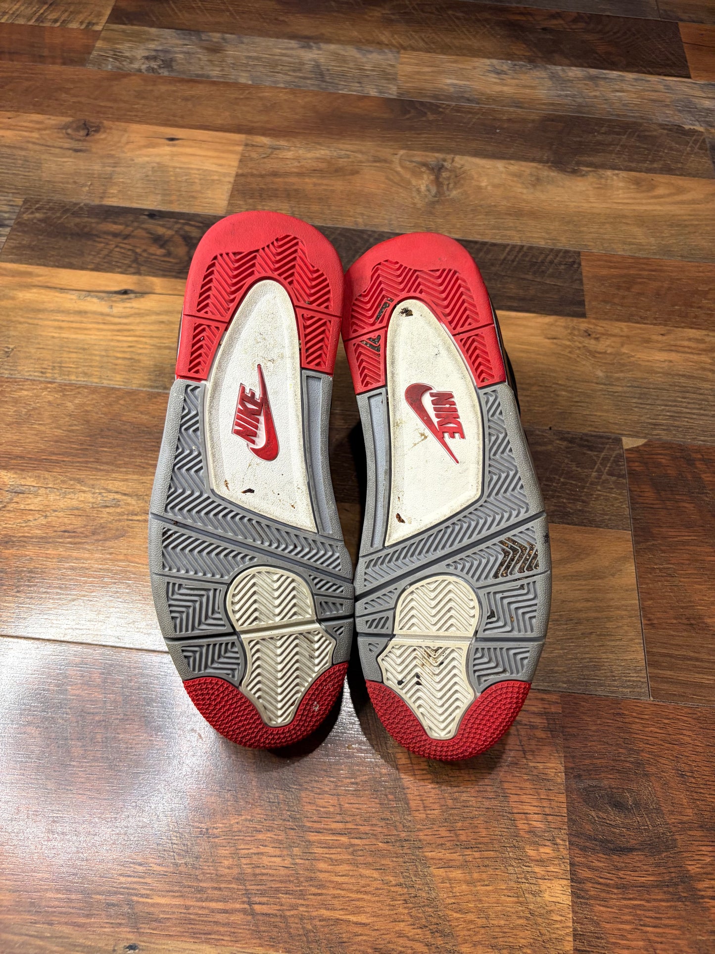 Jordan Retro 4 Bred 2019 (Size 8.5 Mens)