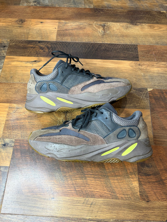 Adidas Yeezy 700 Muave (Size 10.5 Mens)