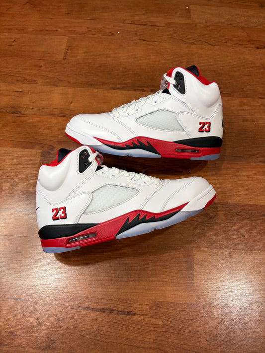 AJ5 Retro Fire Red (DS - Size 11M)