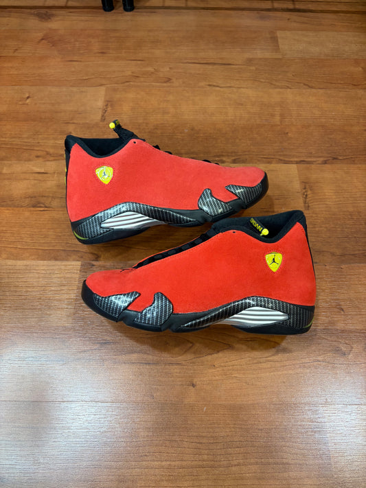 AJ14 Retro Ferrari (DS / B-Grade - Size 8M)