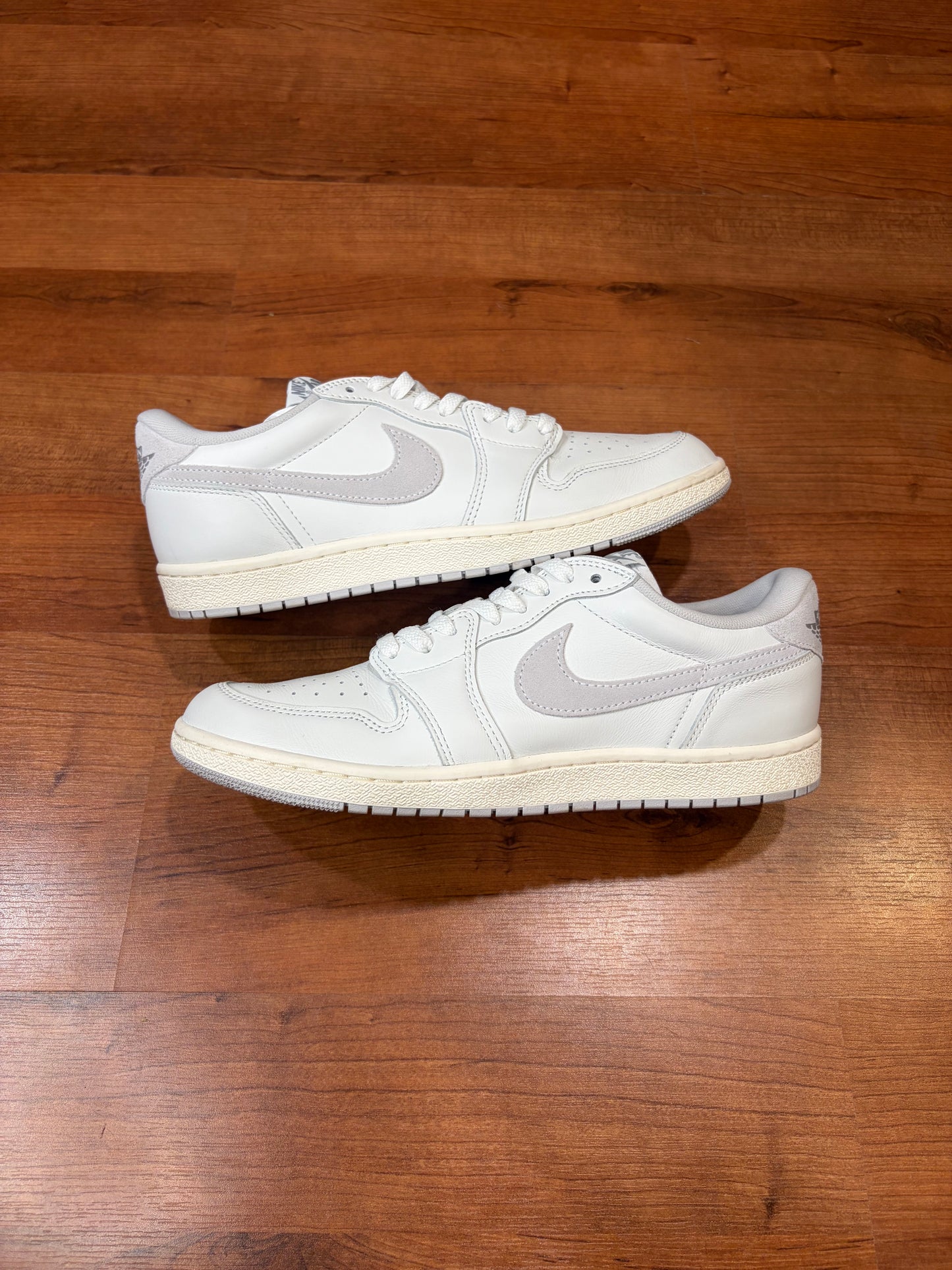 Jordan Retro 1 Low Neutral Grey 85’ (Size 10.5 Men’s)