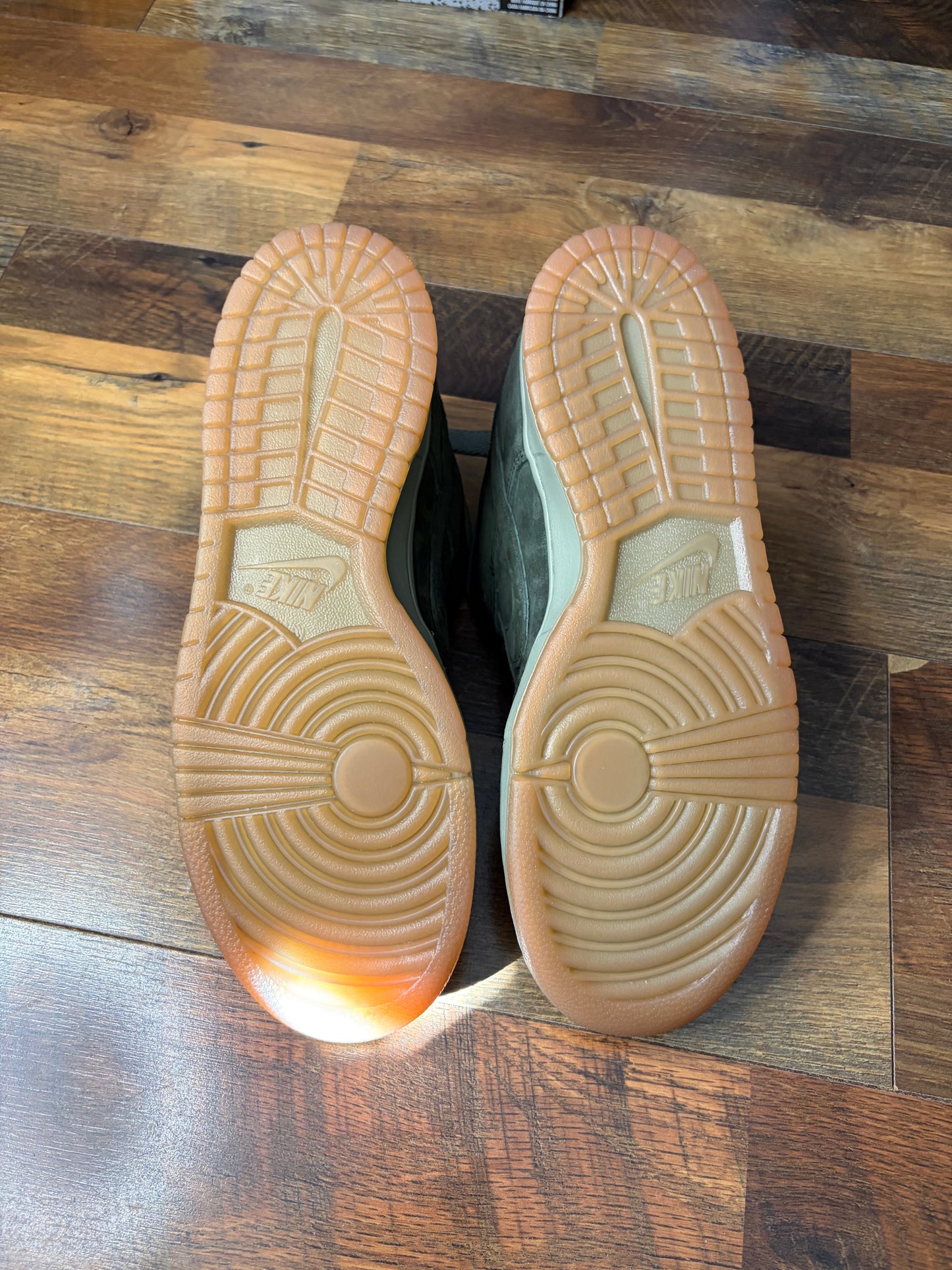 Nike Dunk Low SB Sequoia (Brand New)