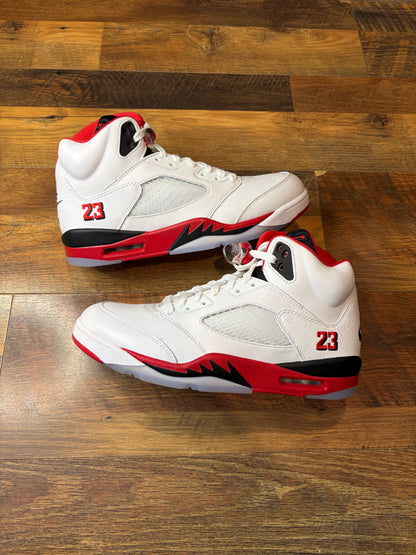Jordan Retro 5 Fire Red (Brand New/No Box - 10M)