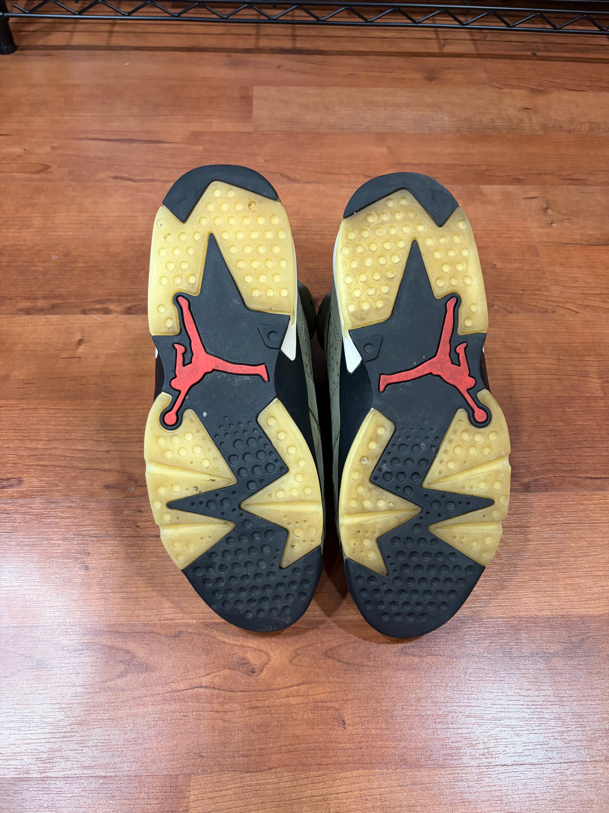 AJ6 Retro Travis Scott Olive (Size 10.5 Mens)