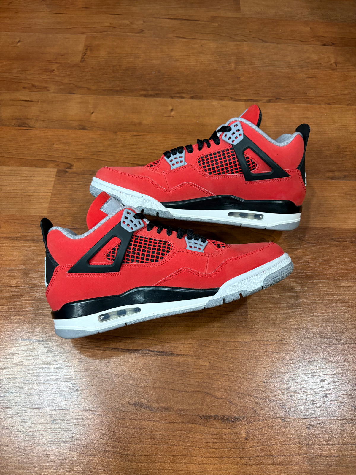 AJ4 Retro Toro Bravo (Size 11 Mens)