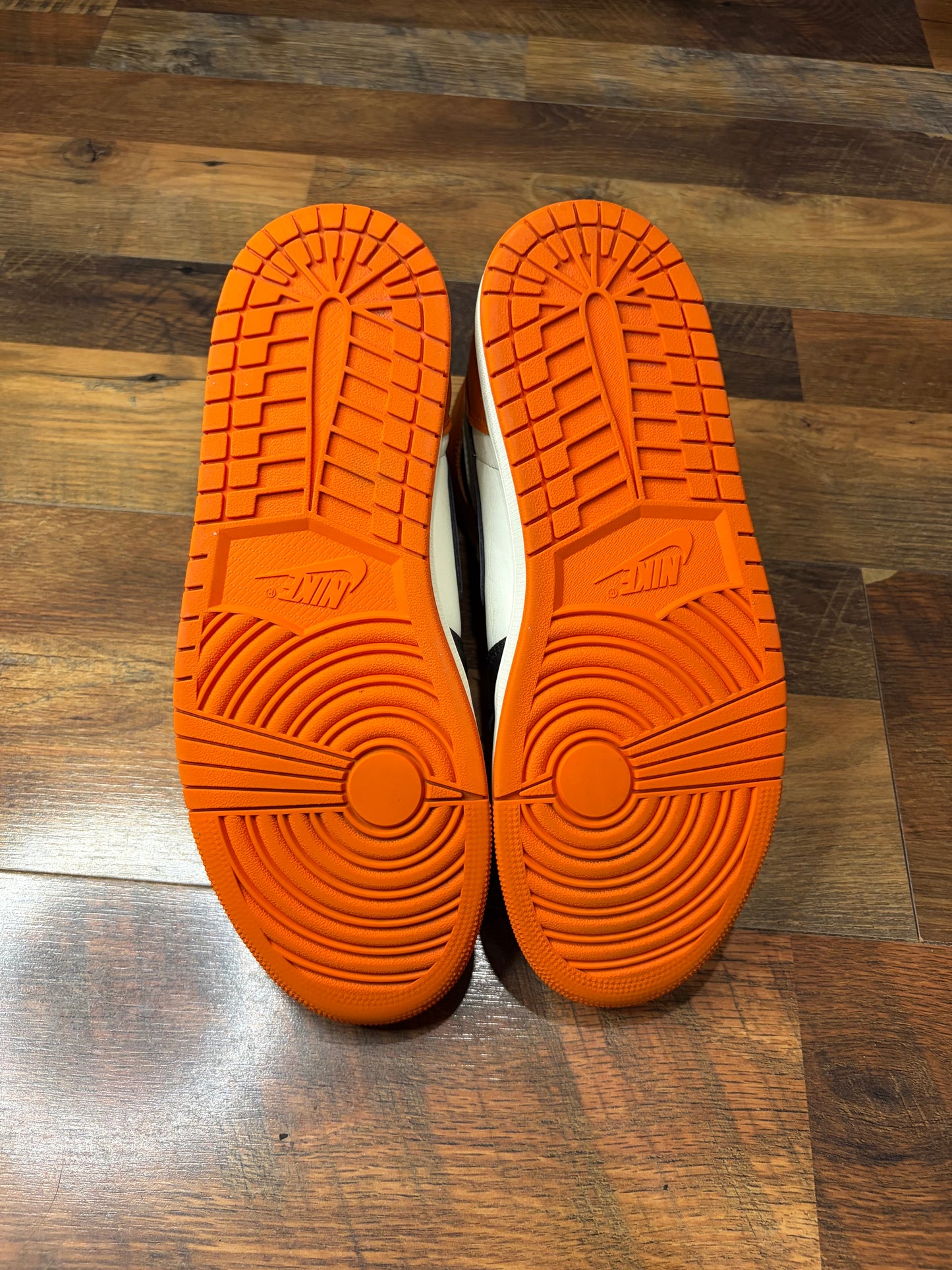 Jordan Retro 1 Shattered Backboard (Size 9 Mens)