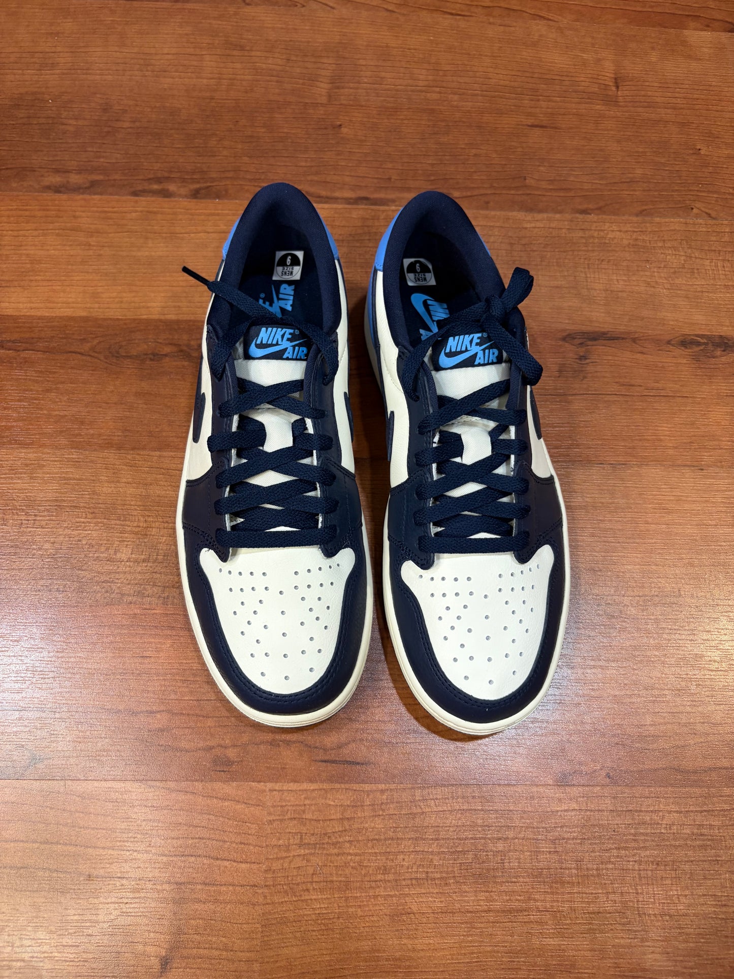 Jordan Retro 1 Low Obsidian (Brand New - 9M)