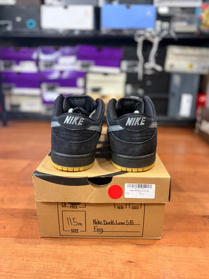 Dunk Low SB Fog (Size 11.5M)