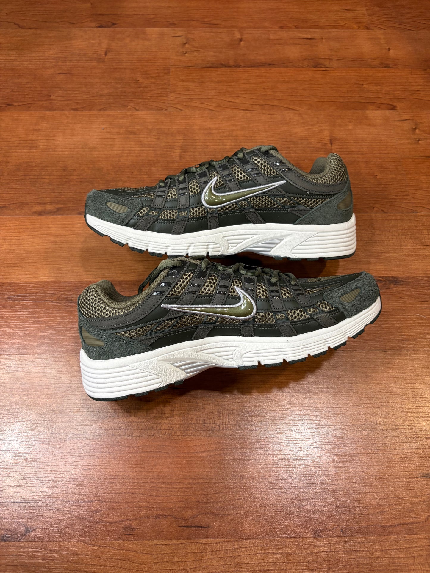 Nike P-6000 Sequoia Olive (Brand New - 10.5M)