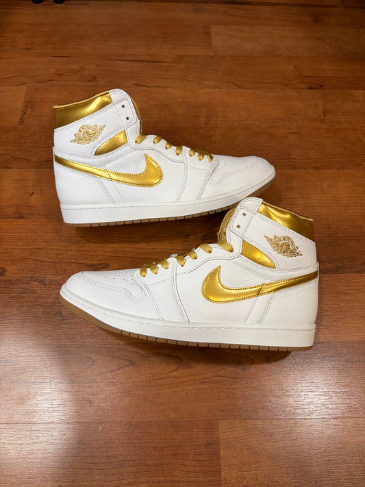 AJ1 Retro Metallic Gold (DS - Size 13W/11.5M)