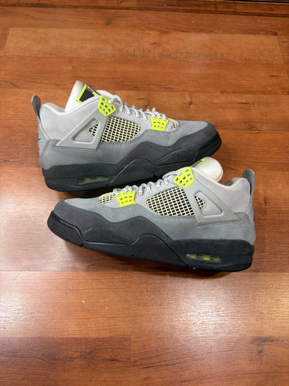 Jordan Retro 4 Neon (Size 11 Mens)