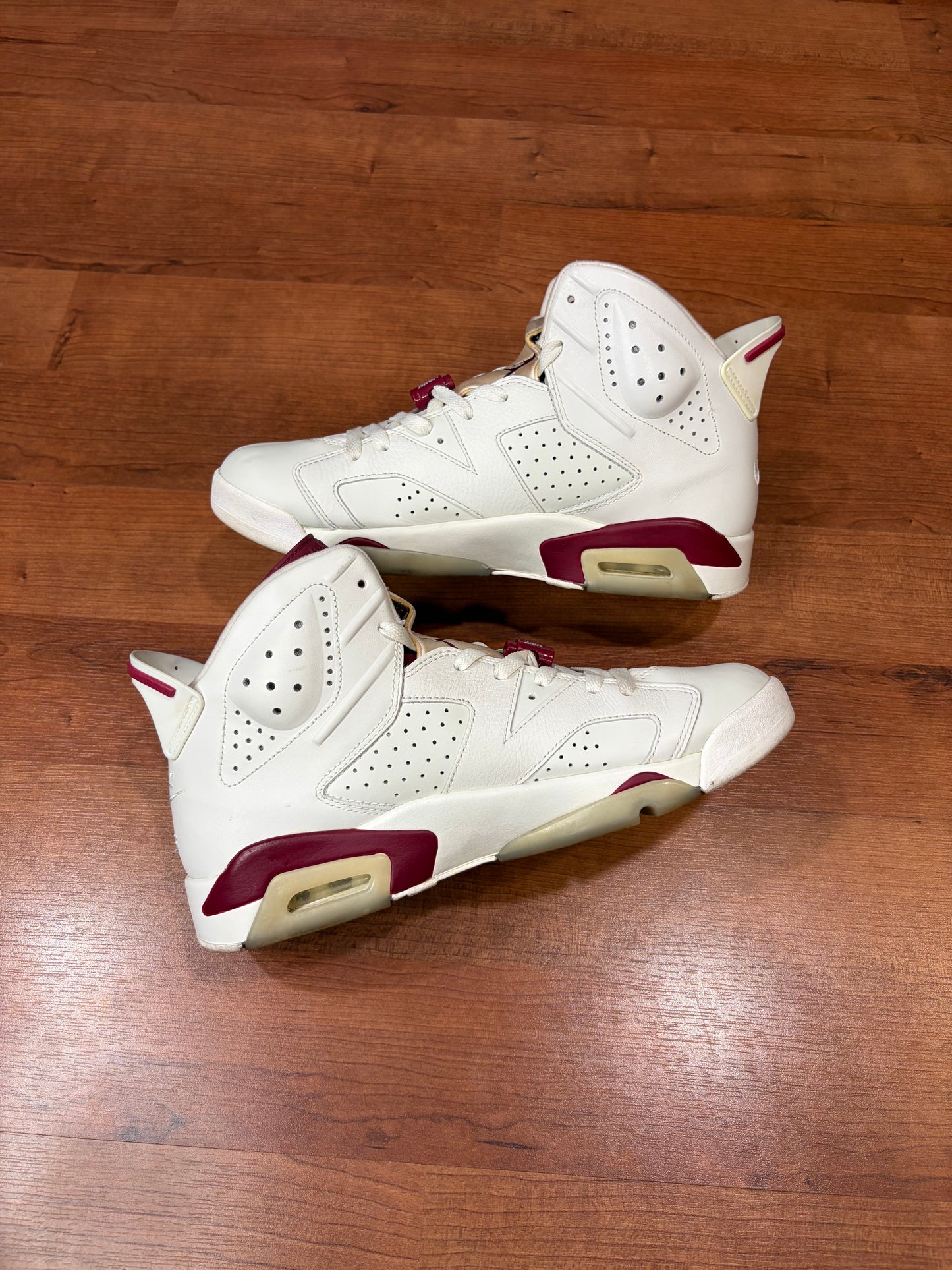 Jordan Retro 6 Maroon (Size 10.5 Mens)