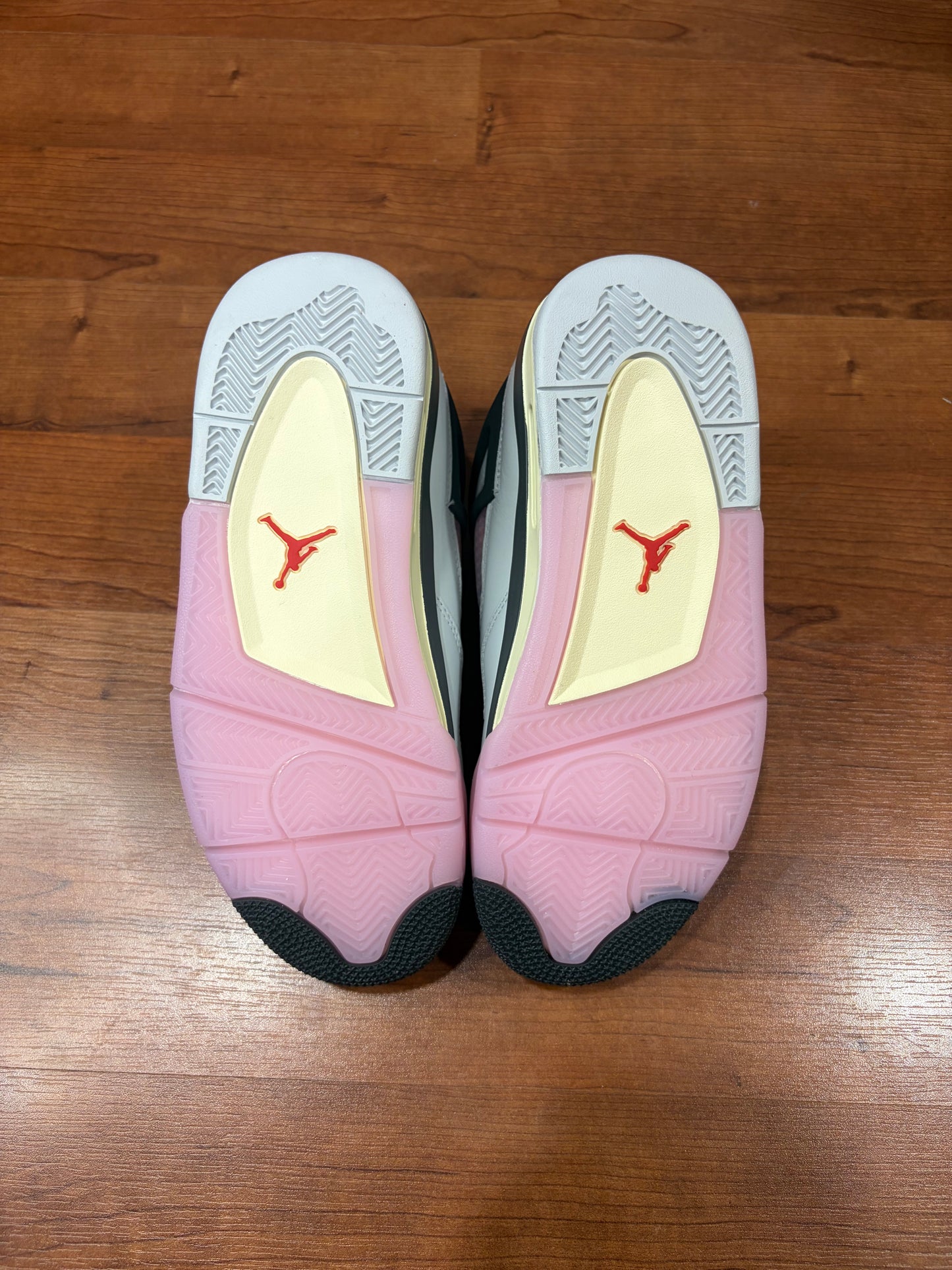 Jordan Retro 4 Comic (Brand New / No Lid - 5.5Y/7W)