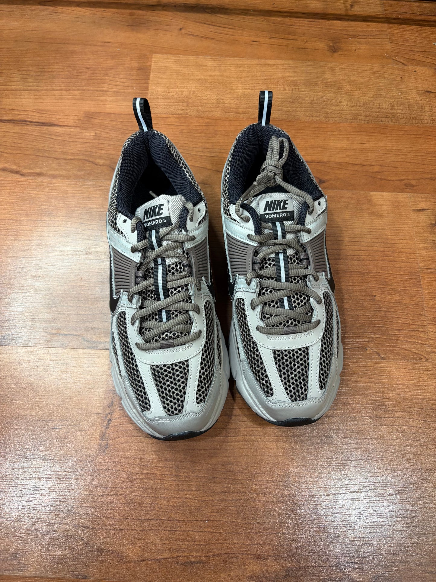 Nike Vomero 5 Cave Stone (Brand New - 6.5Y/8W)