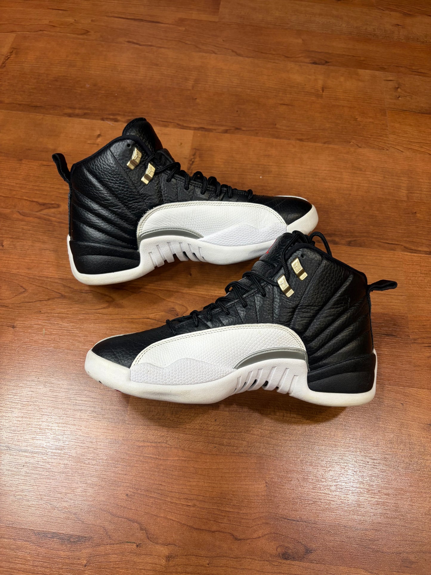 Jordan Retro 12 Playoffs (Size 9 Men’s)