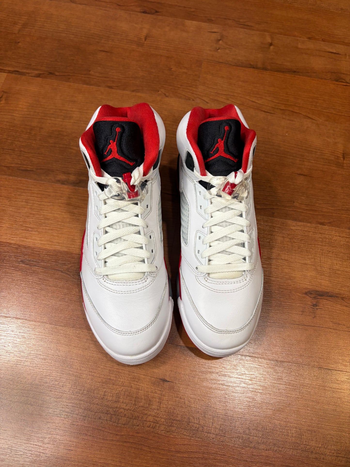 Jordan Retro 5 Fire Red (Size 8 Mens)