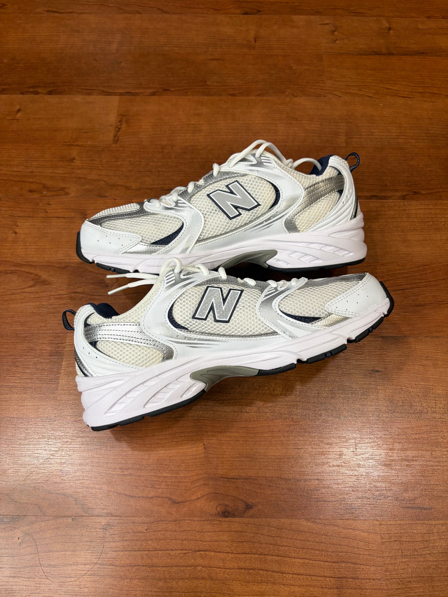 New Balance 530 Navy (Brand New - 10.5M)