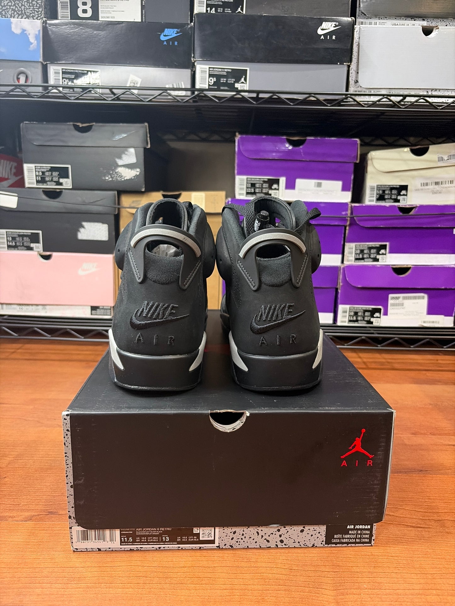 Jordan Retro 6 Cap & Gown (Brand New - 11.5M)