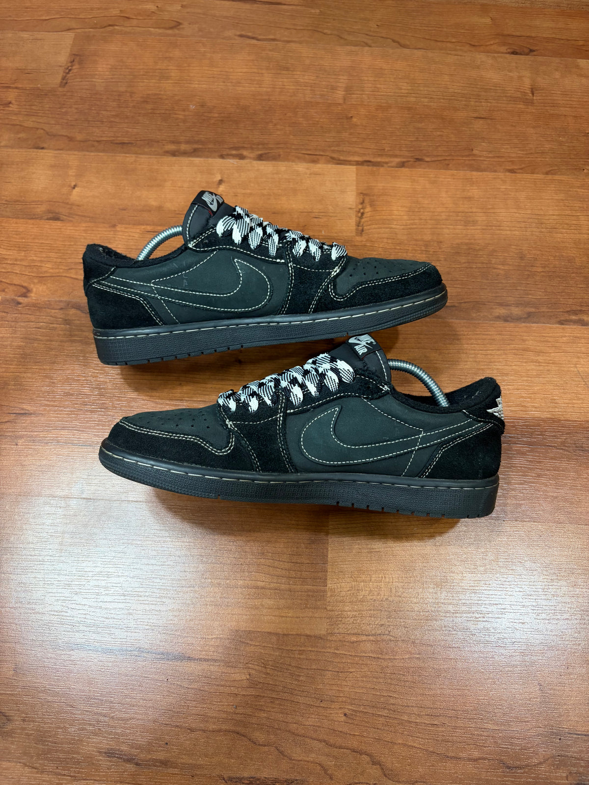AJ1 Low Retro Travis Scott Phantom (Size 9 Mens)