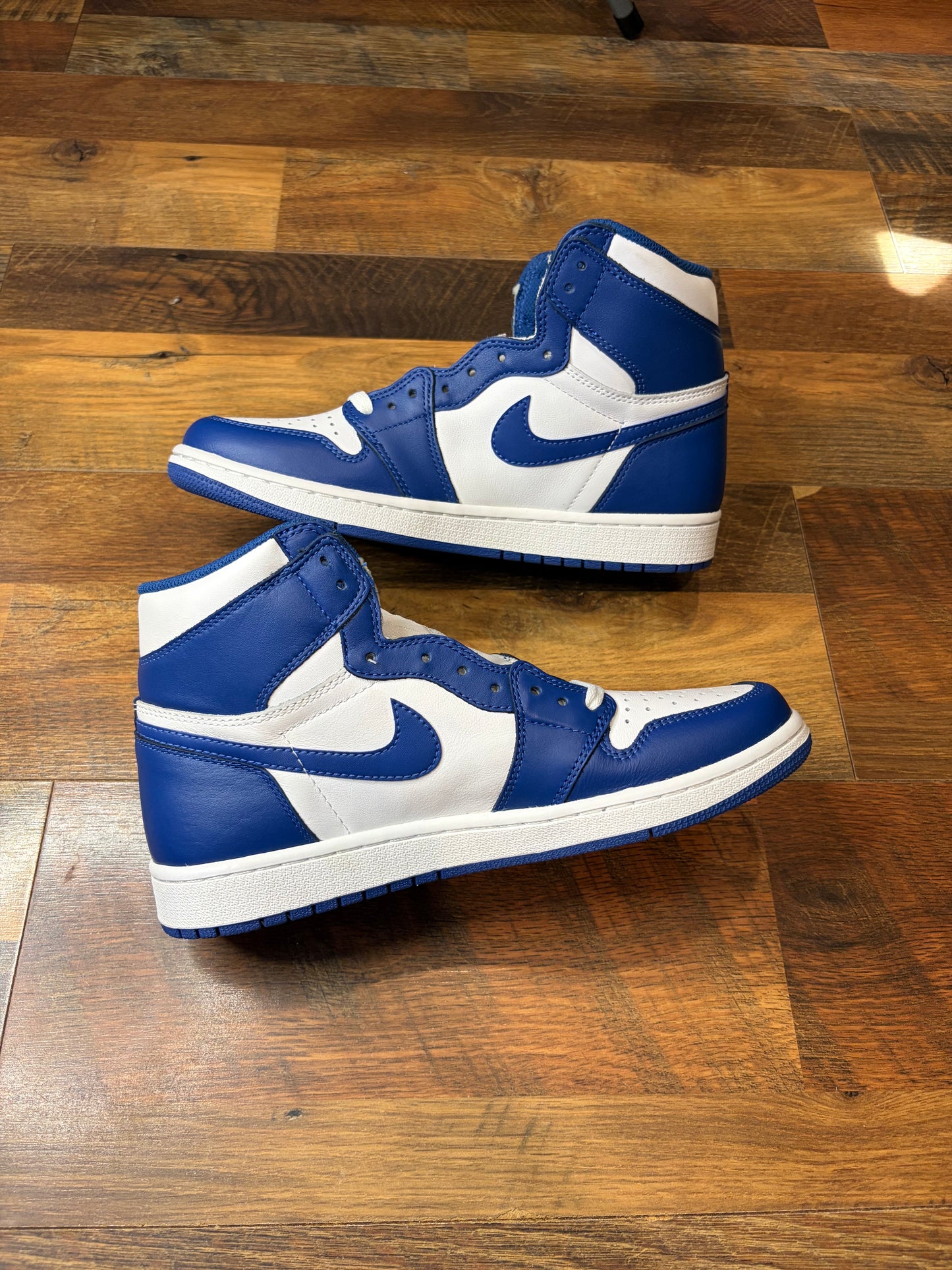Jordan Retro 1 Storm Blue (Brand New - 8.5M)