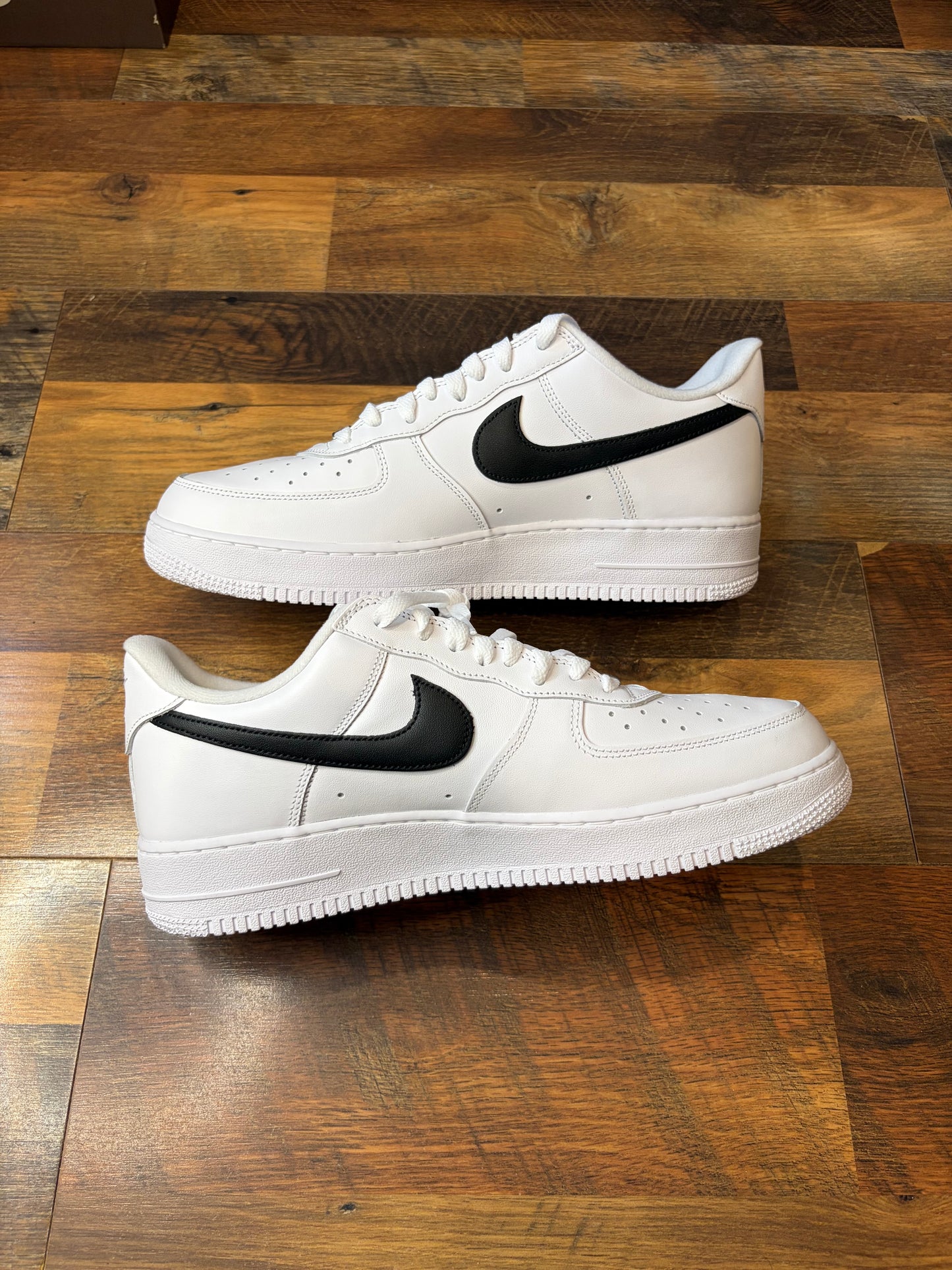 Nike Air Force 1 Low Supreme White Black (Brand New - 11M)