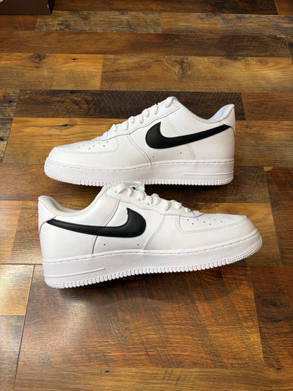 Nike Air Force 1 Low Supreme White Black (Brand New - 11M)