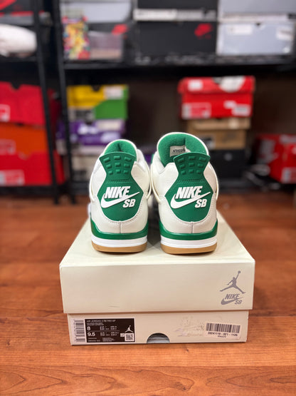 AJ4 Retro SB Pine Green (Size 8 Mens)