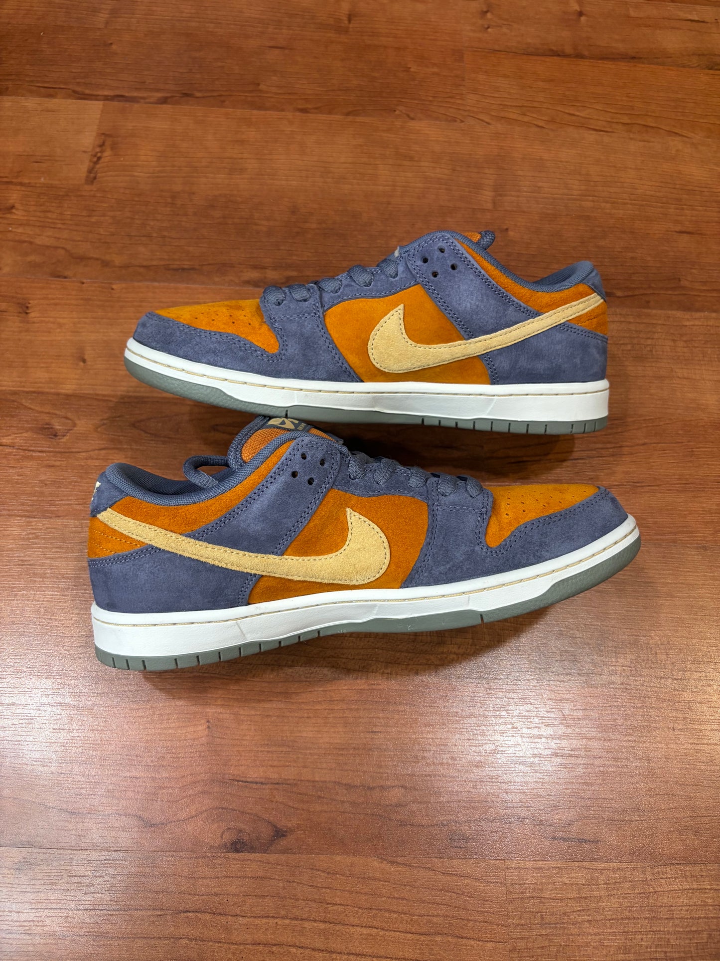 Nike Dunk Low SB Light Monarch Crimson (Size 9.5 Mens)