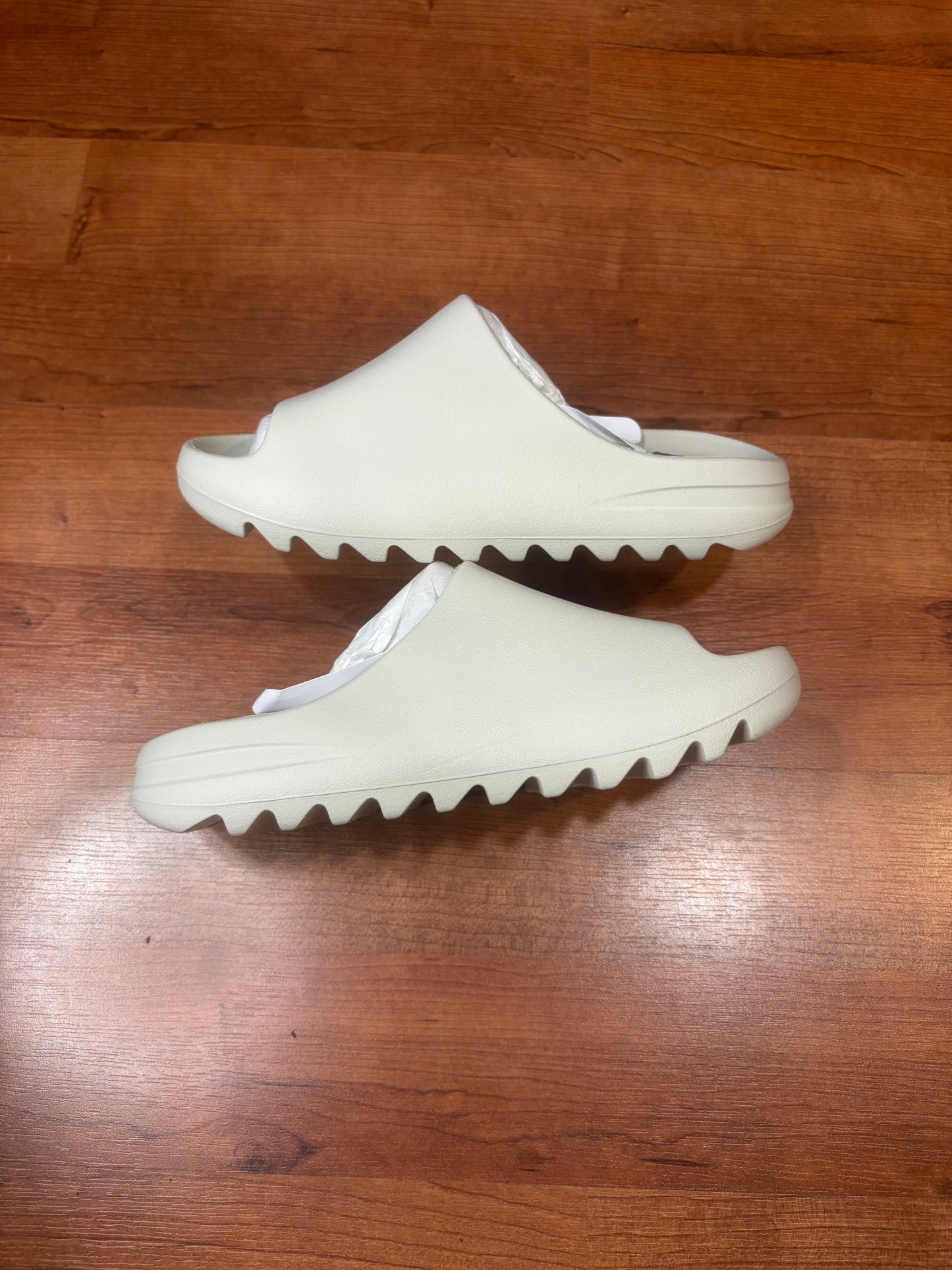 Yeezy YS-01 Slide Cream (Brand New - Mens Sizes)