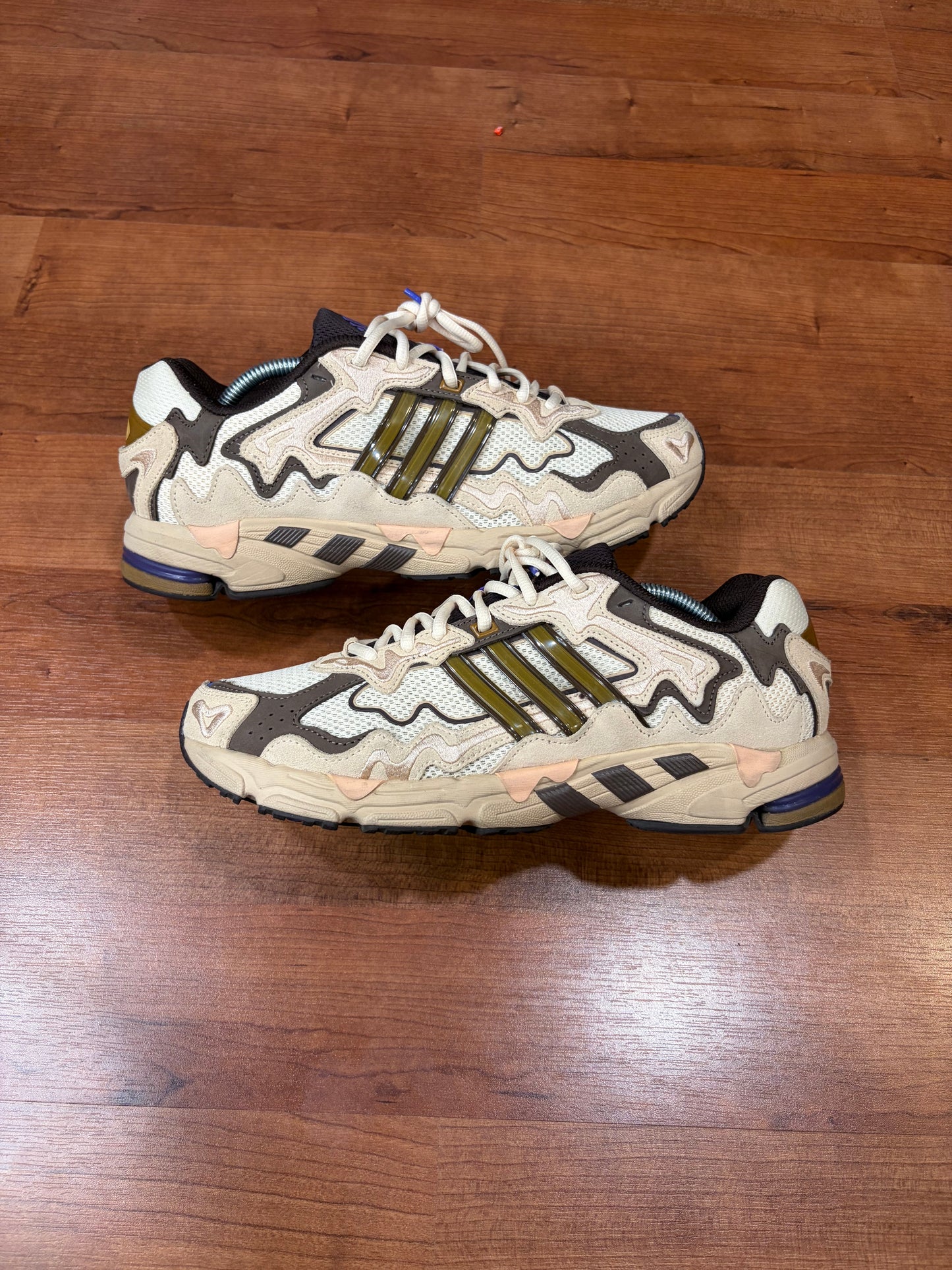 Adidas Response CL Bad Bunny Paso Fino (Size 11 Mens)
