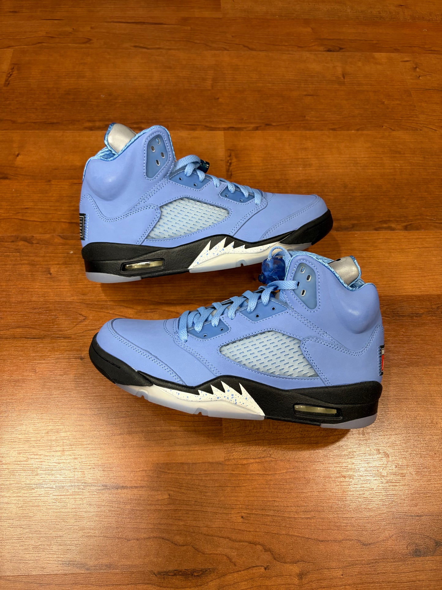Jordan Retro 5 UNC (Brand New - 9M)