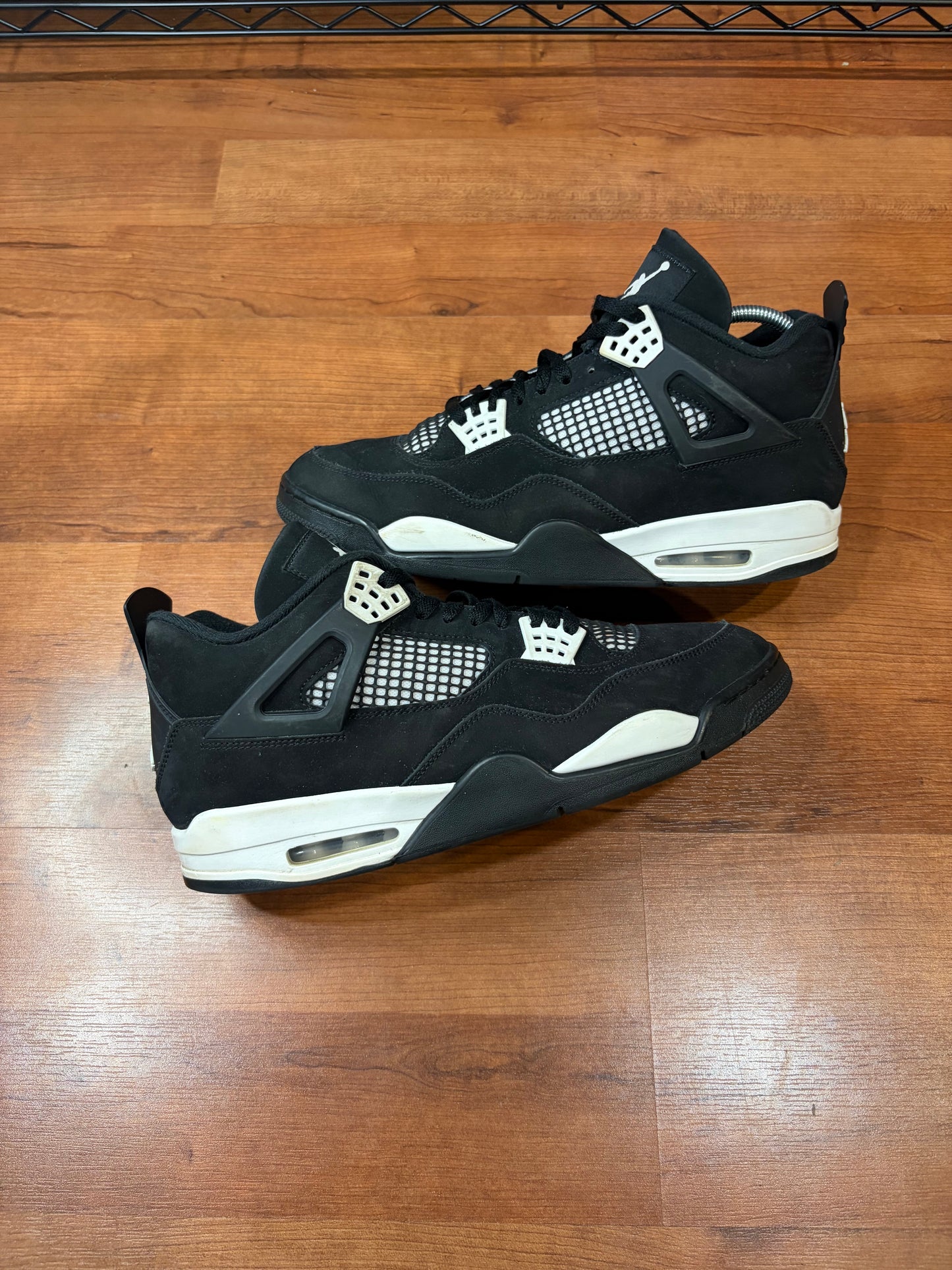 Jordan Retro 4 White Thunder (Size 13 Mens)