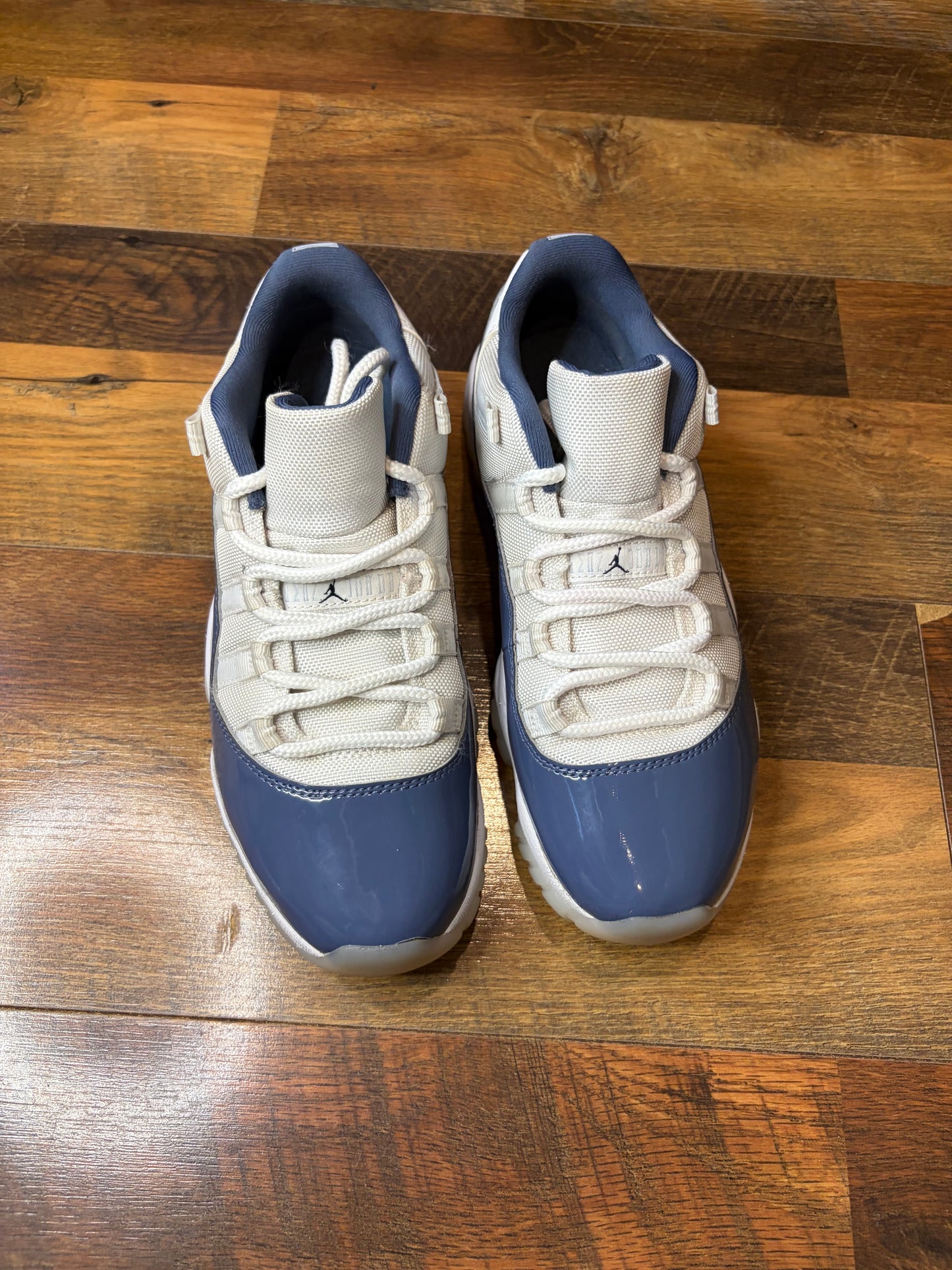 Jordan Retro 11 Diffused Blue (Size 7.5 Mens)