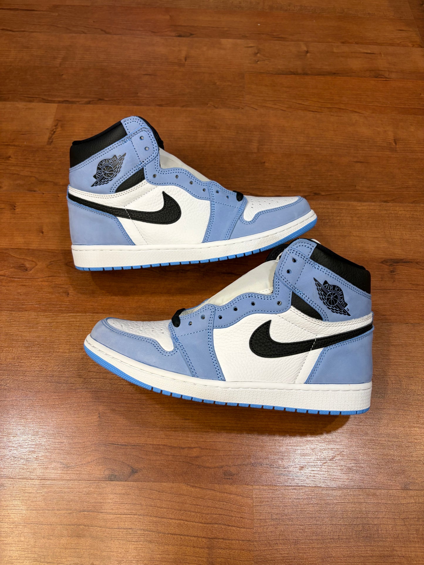 Jordan Retro 1 University Blue (Brand New - Mens Sizes)