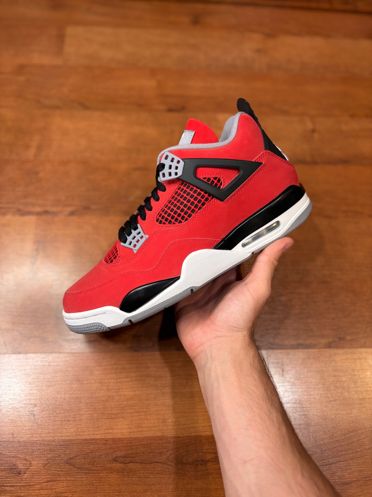 Jordan Retro 4 Toro Bravo (Brand New - Mens Sizes)