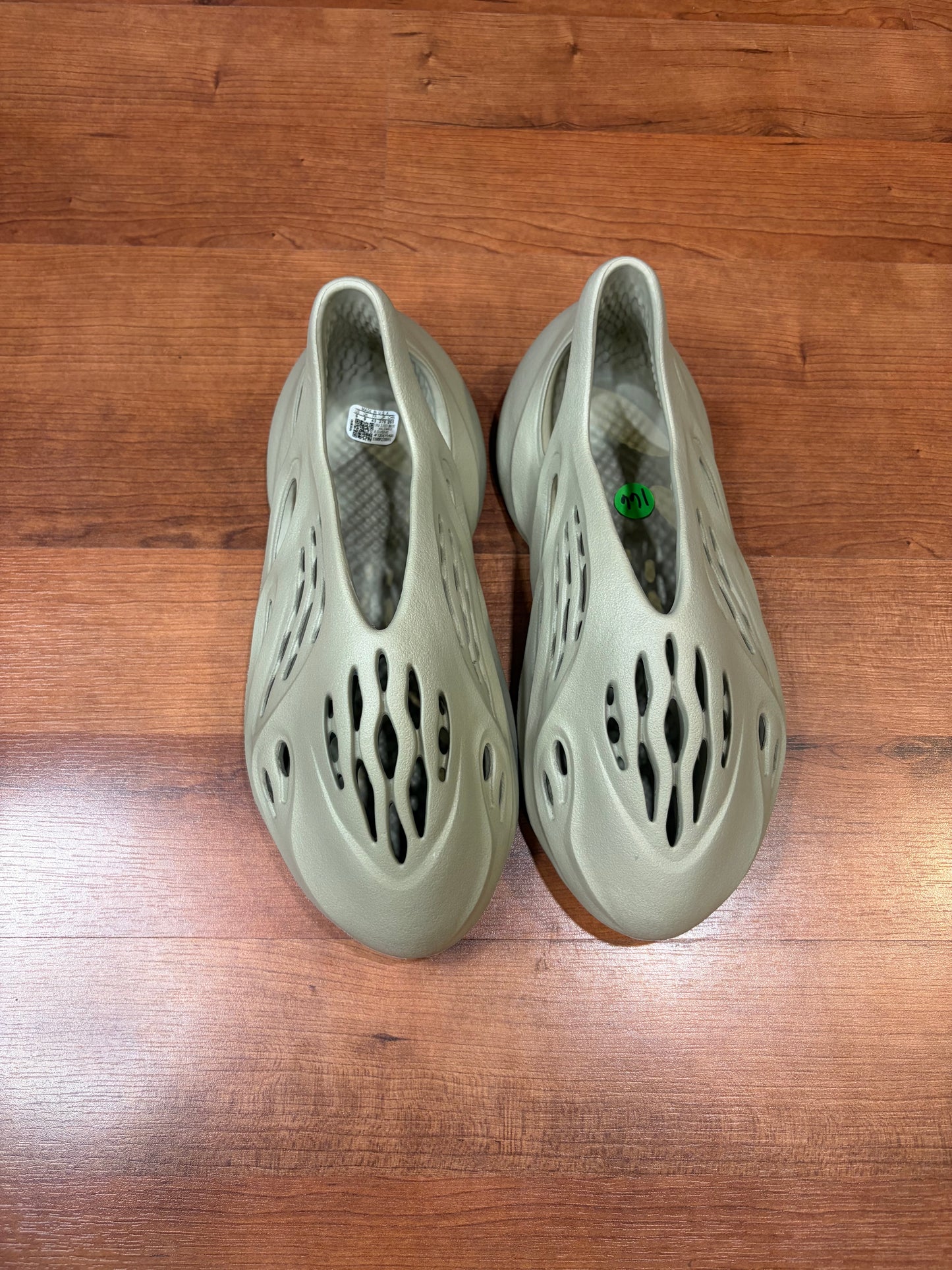 Adidas Yeezy Foam RNR Stone Salt (Brand New - 9M)