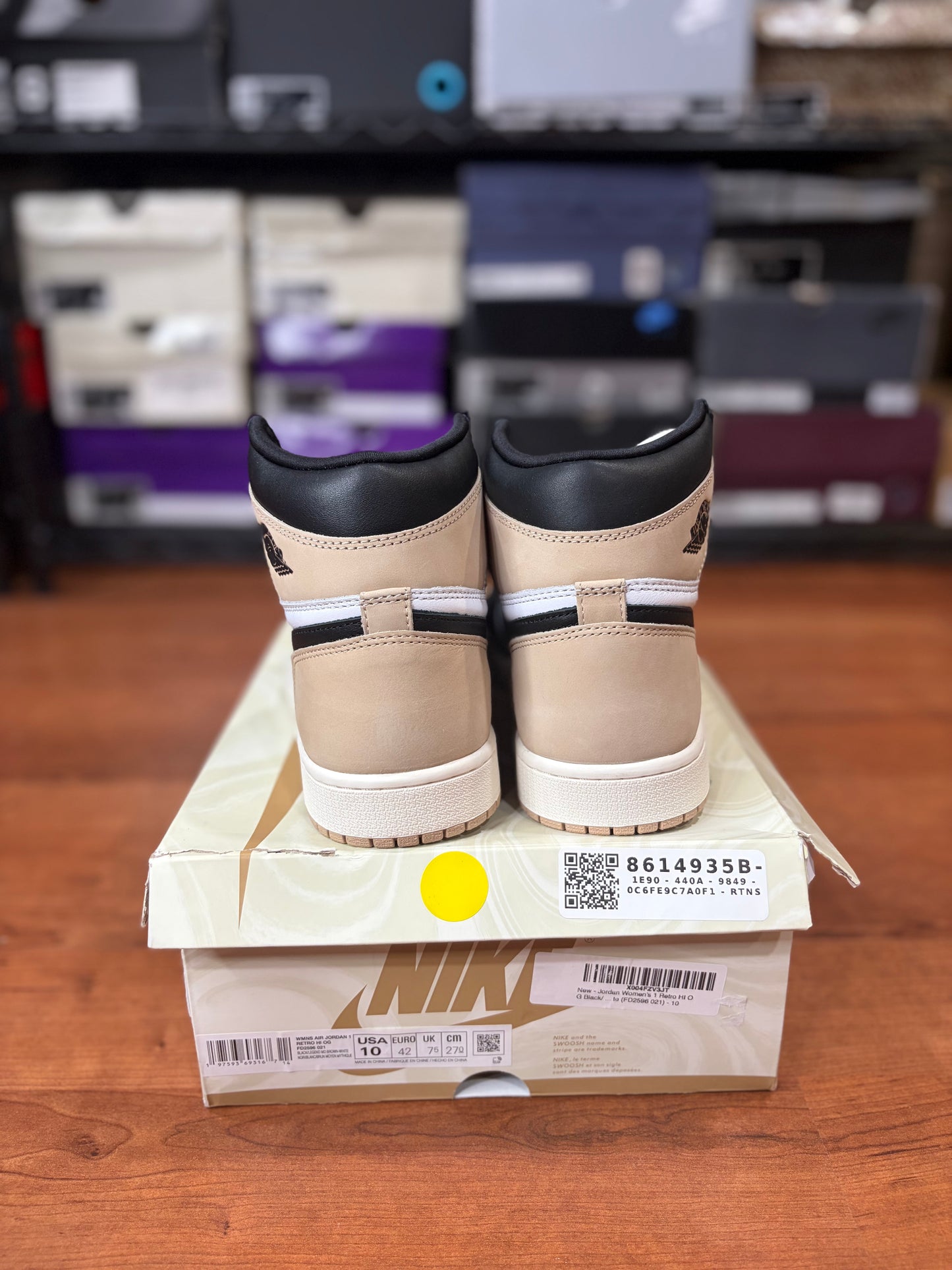 Jordan Retro 1 Latte (Brand New - 10W/8.5M)