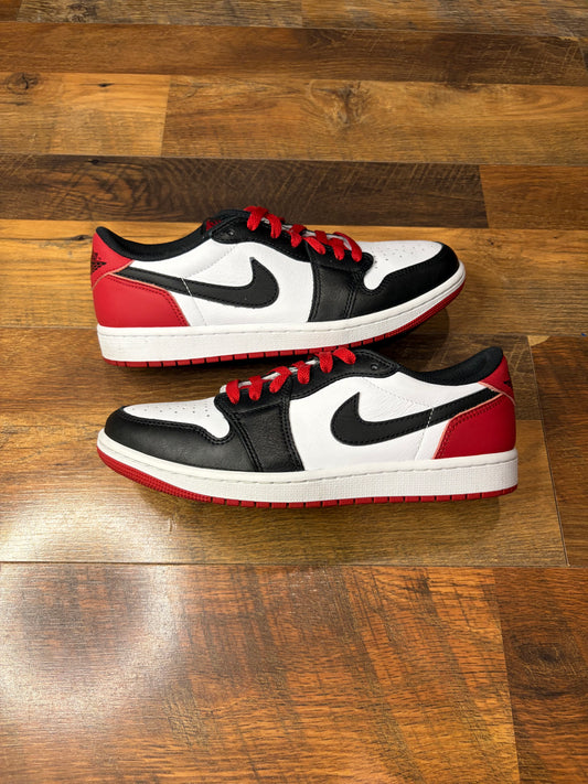 Jordan Retro 1 Low Black Toe (Size 8.5 Mens)