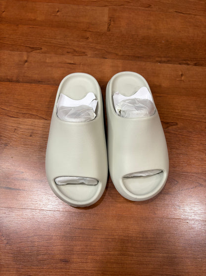 YS-01 Slide Cream (DS - Size 13M)