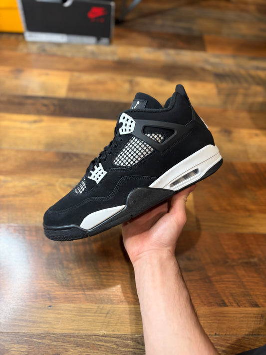 Jordan Retro 4 White Thunder (Brand New - 12 Mens)