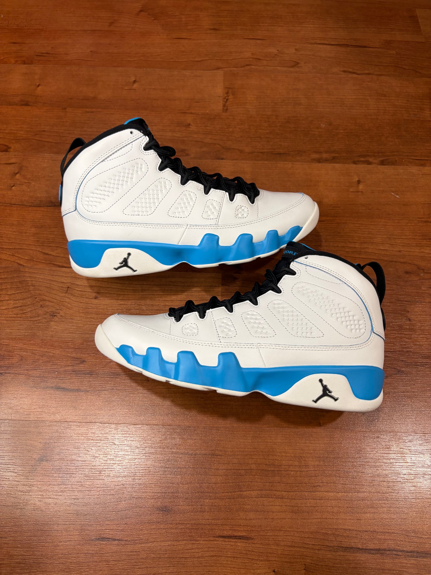 Jordan Retro 9 Powder Blue (Brand New / No Box - 9.5M)