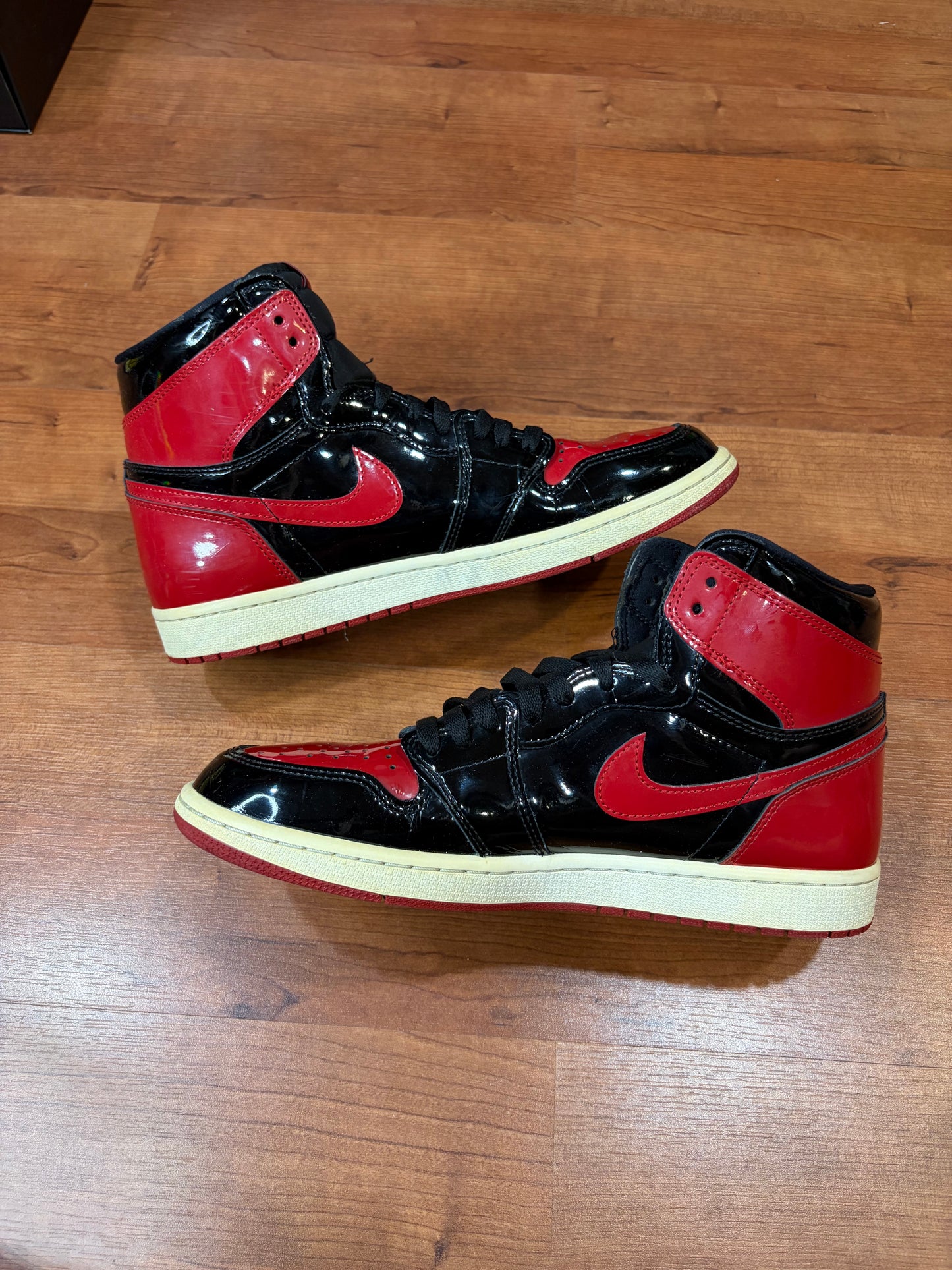 Jordan Retro 1 Patent Bred (Size 11 Mens)