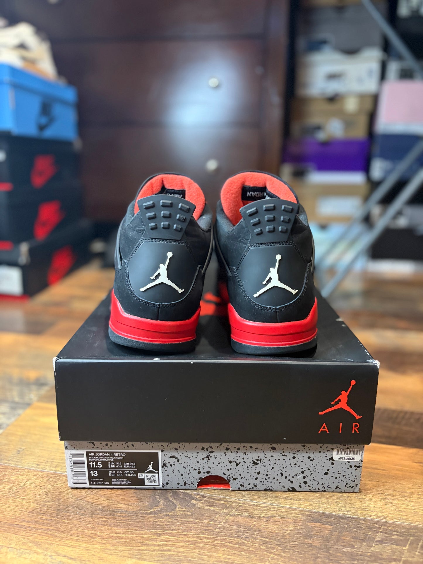 Jordan Retro 4 Red Thunder (Size 11.5 Mens)