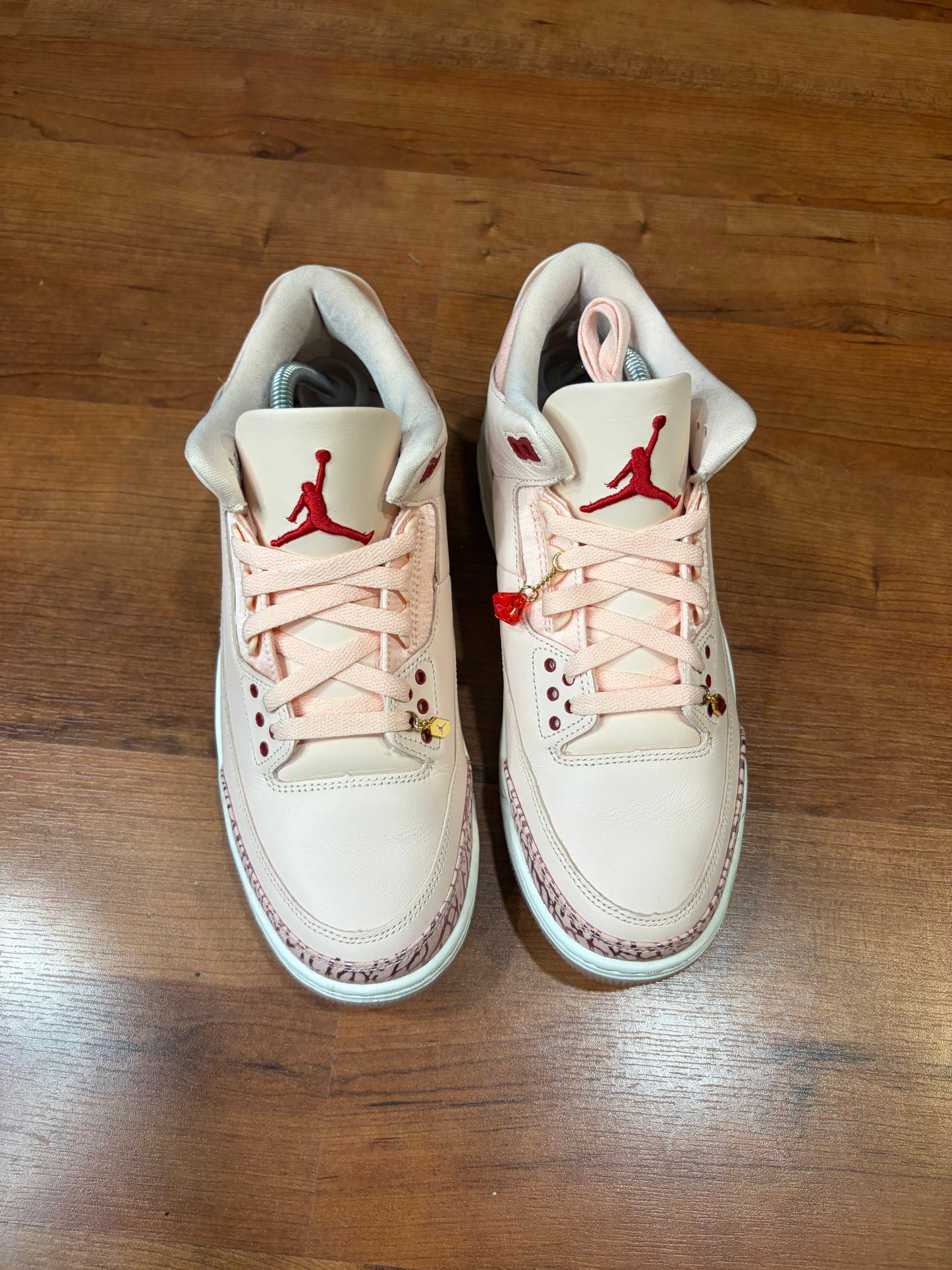 Jordan Retro 3 Valentines Day (Size 11W / 9.5M)