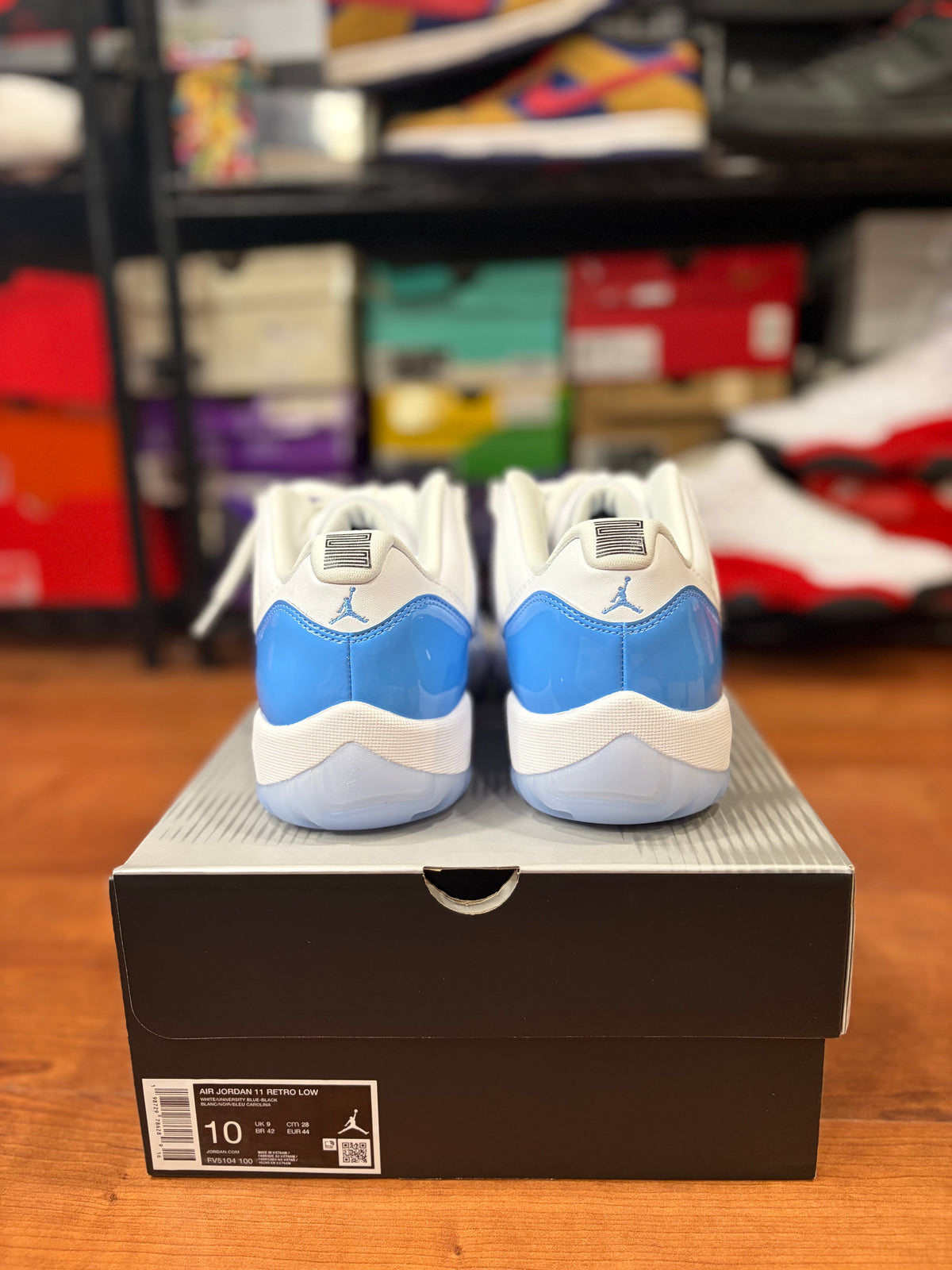 AJ11 Low Retro UNC (DS - Size 10M)