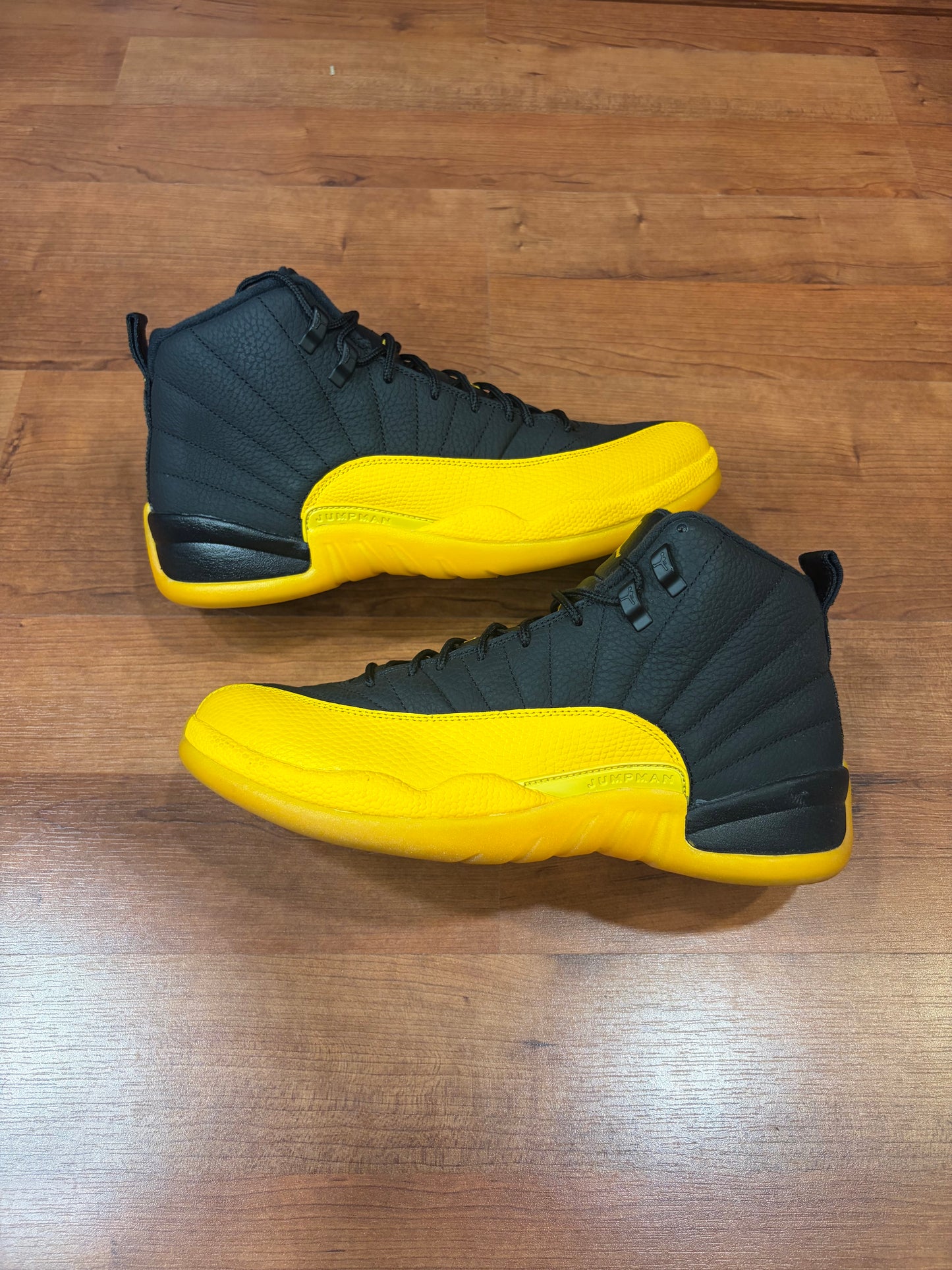 Jordan Retro 12 University Gold (Size 11 Mens)
