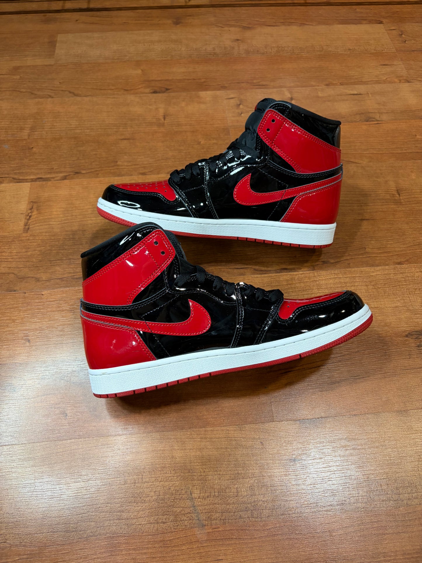 Jordan Retro 1 Patent Bred (Size 10 Mens)