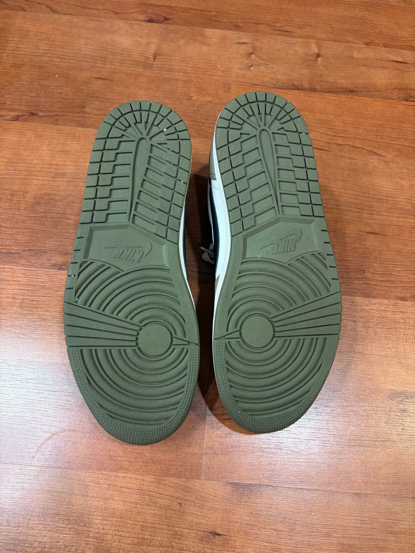 Jordan Retro 1 Low Olive (Size 10 Mens)